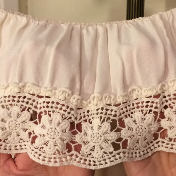 Cream Strapless Forever 21 Dress w/ Lace Trim - Picture 4 of 4